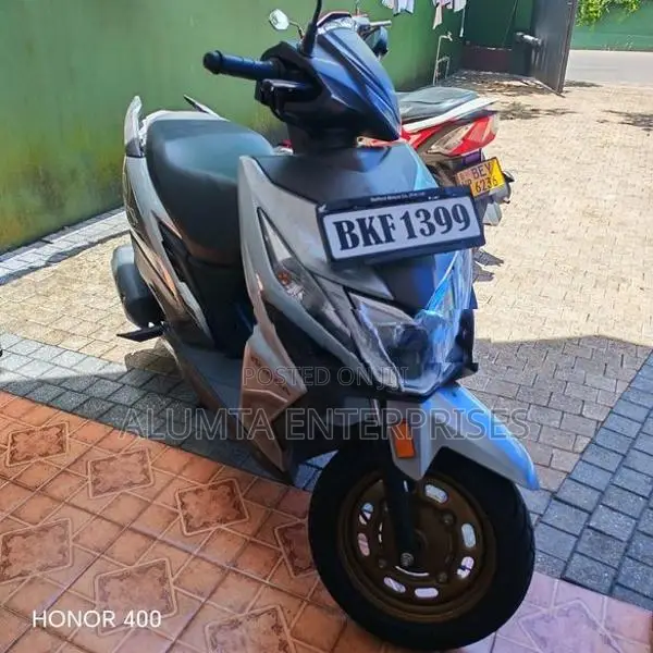 Honda Dio DLX 2025