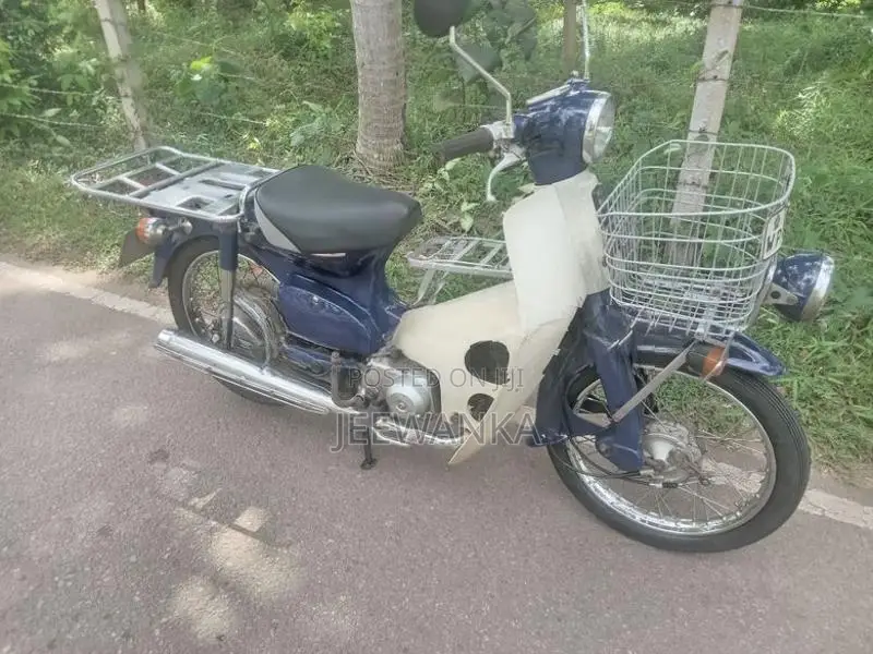 Honda Super Cub 2008