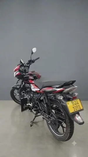 Bajaj Discover 125 2025