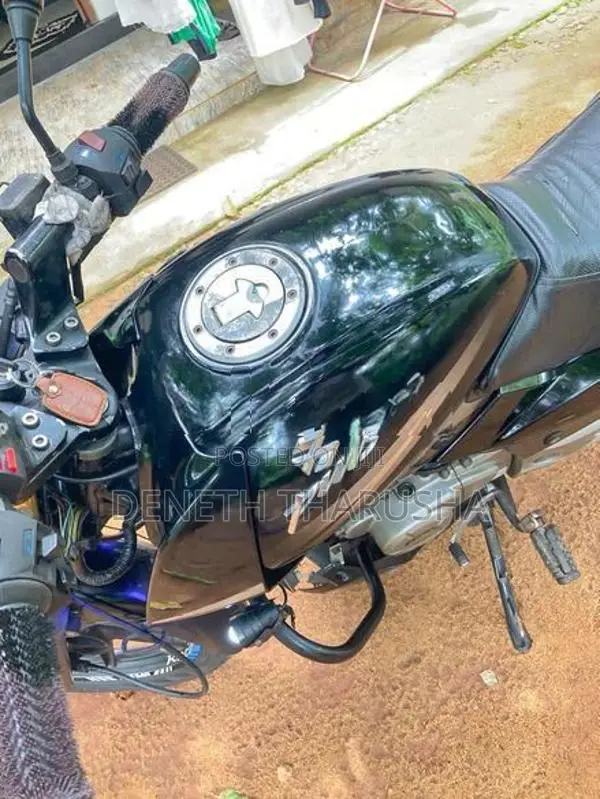 Bajaj Pulsar 150 2014