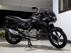 Bajaj Pulsar 150 2016