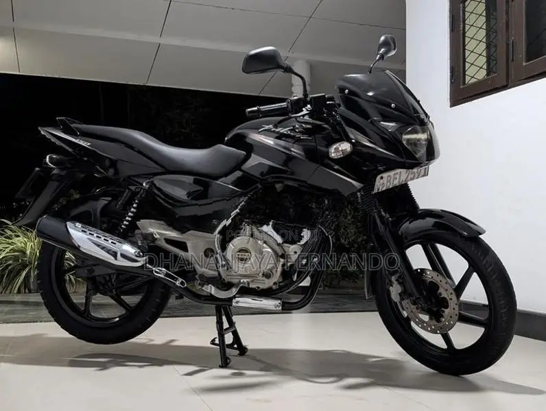 Bajaj Pulsar 150 2016