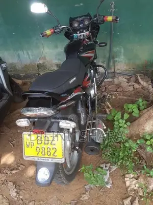 Bajaj Discover 125 2016