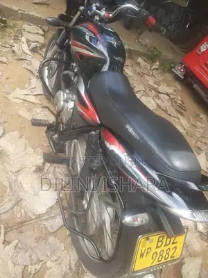 Bajaj Discover 125 2016