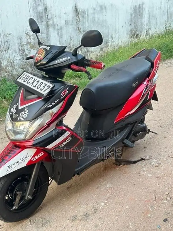 Yamaha Ray ZR 2015