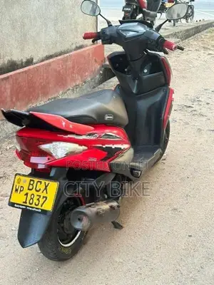 Yamaha Ray ZR 2015