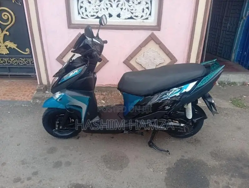 Yamaha RayZR 2016