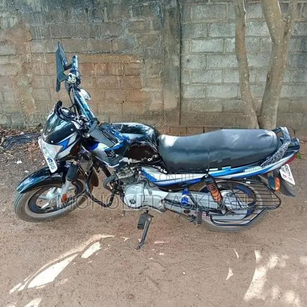 Bajaj CT100 2026