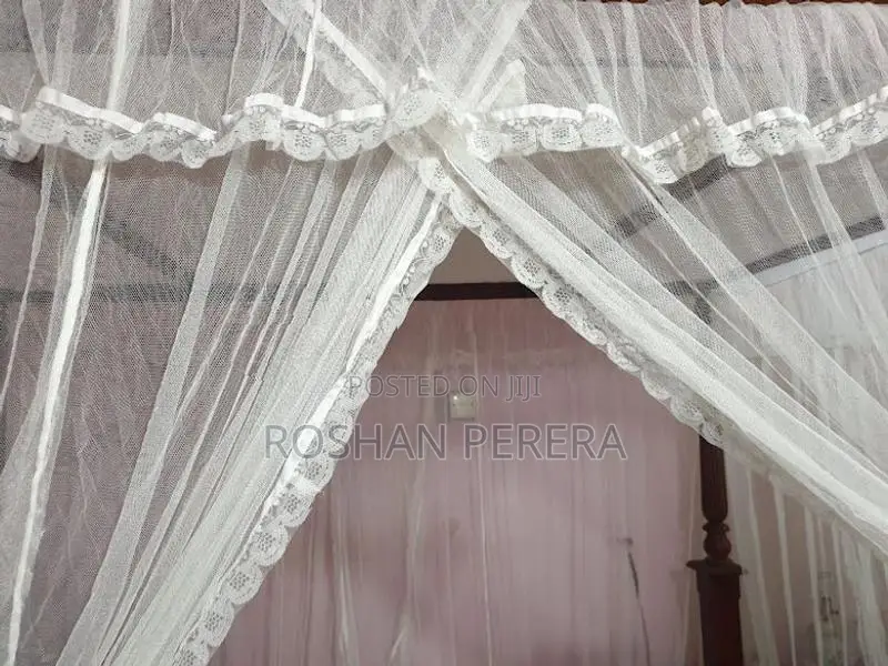 Complete Luxury Queen Size Solid Mahogany Four-Poster Bed