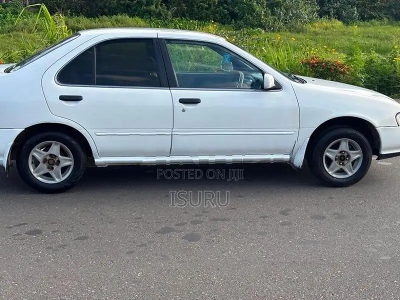 Nissan Sunny 1998