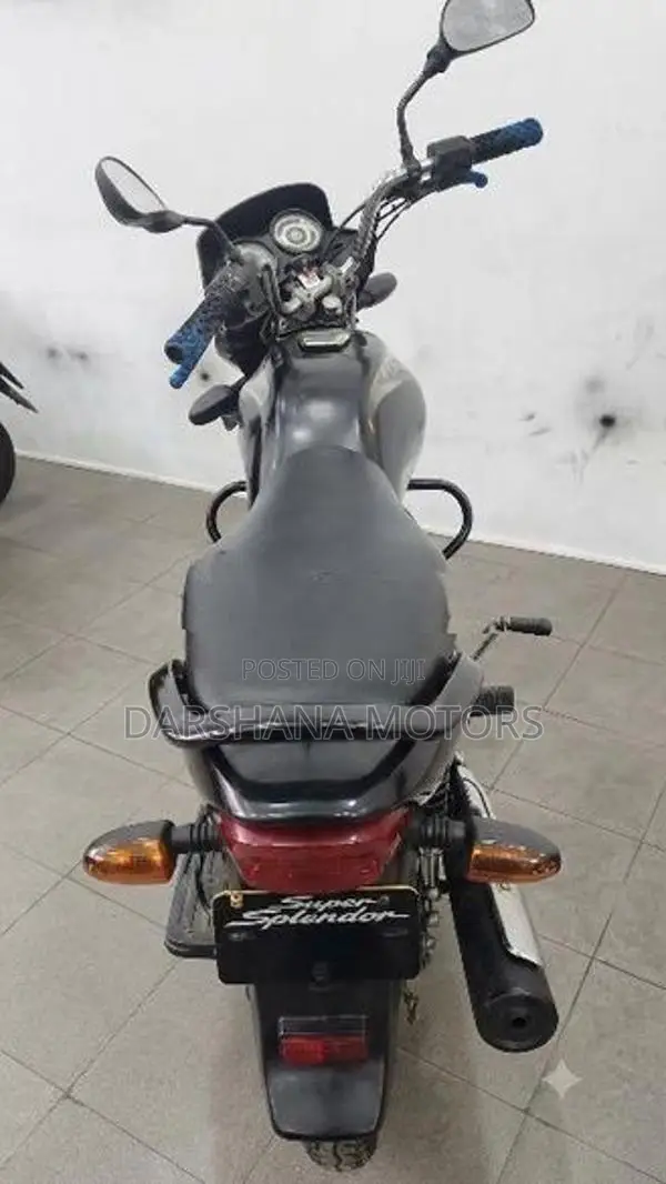 Bajaj Platina 100 2016