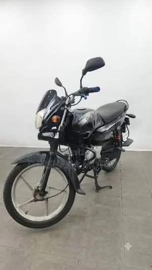 Bajaj Platina 100 2016