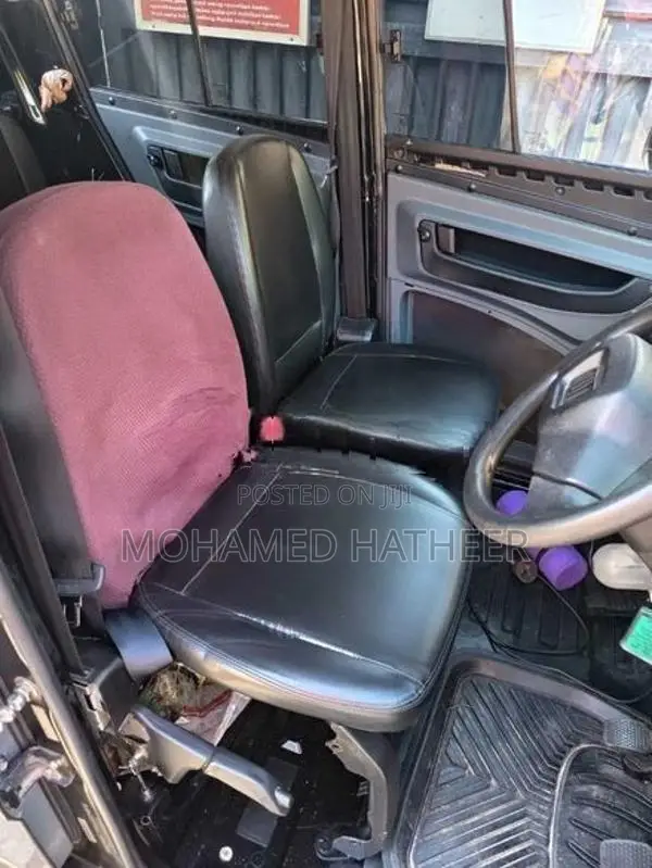 Bajaj Qute 2019
