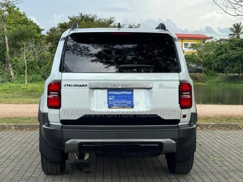 Toyota Land Cruiser Prado 250 VX BRAND NEW 2026