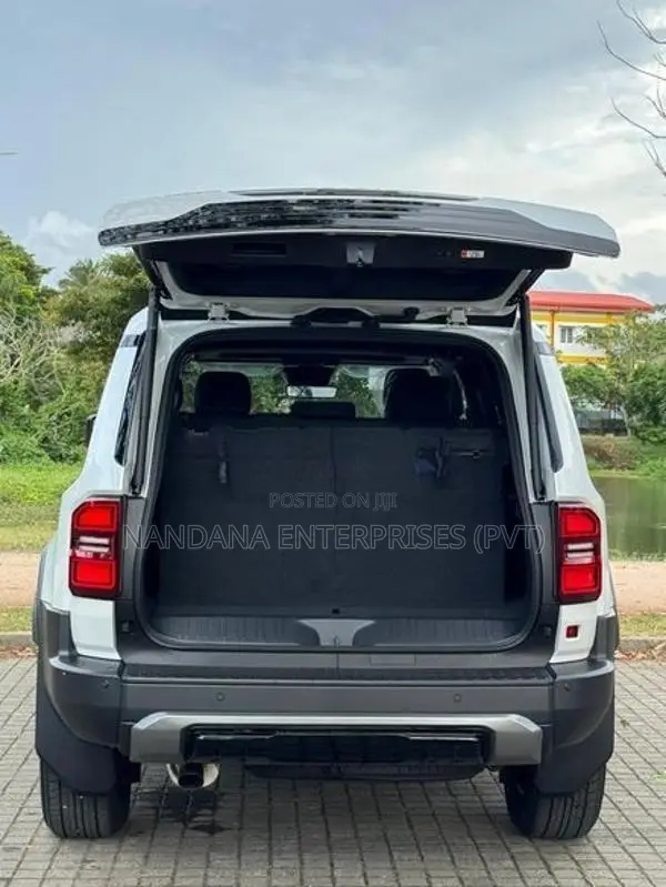 Toyota Land Cruiser Prado 250 VX BRAND NEW 2026