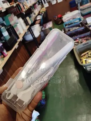 Mini Hair Straightener