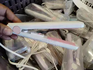 Mini Hair Straightener