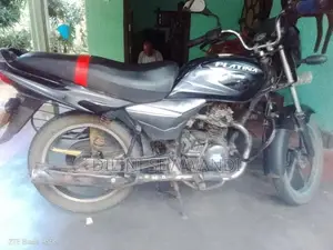 Bajaj Platina 2013