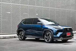Toyota Yaris Cross HEV Premium Luxury 2026