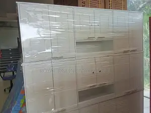 White 6 Door Pantry Cupboard (I-31)