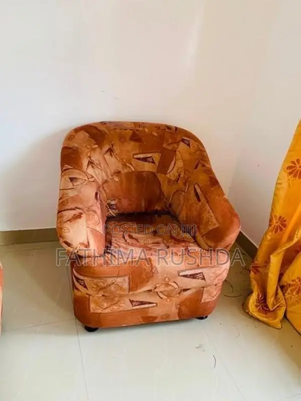 Damro Used Sofa Set