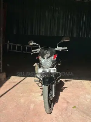 Bajaj Discover 2014