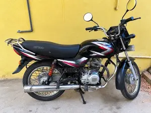 Bajaj CT100 2015