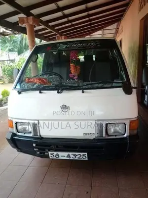 Nissan Vanette 1990