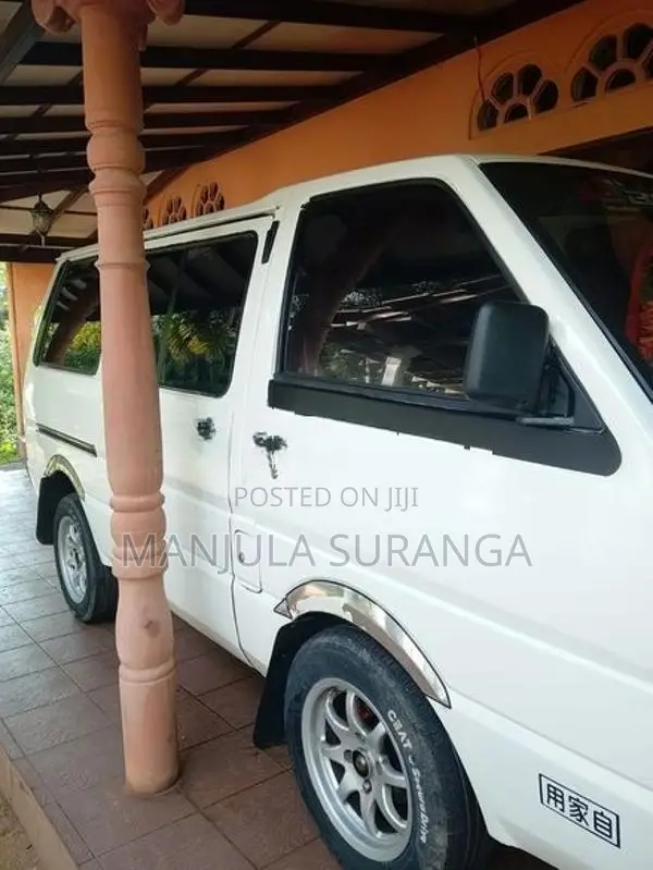 Nissan Vanette 1990