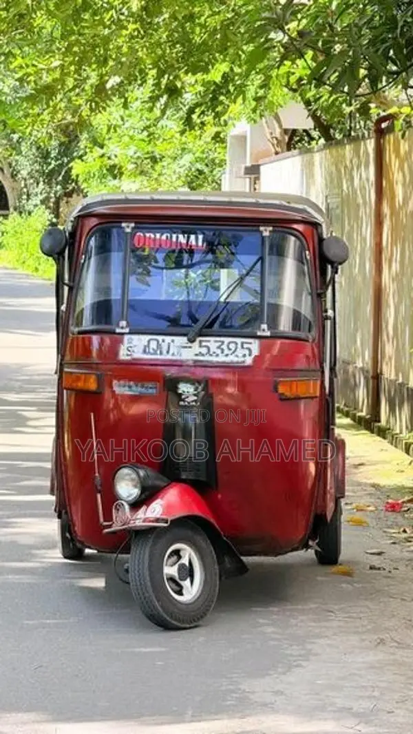 Bajaj RE 2009