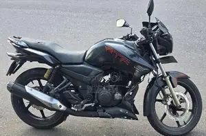 TVS Apache RTR 180 2015