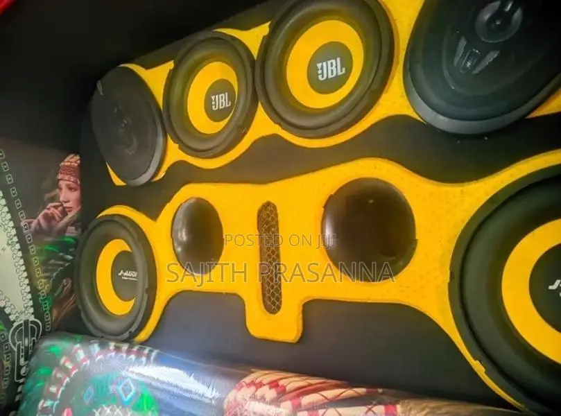 Three Wheel Speaker