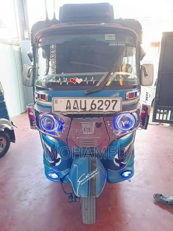 Bajaj RE Three Wheeler 2014