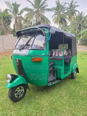 Bajaj RE 2004