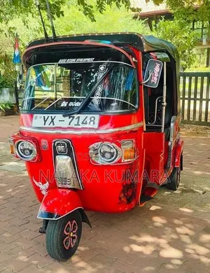 Bajaj RE 2012
