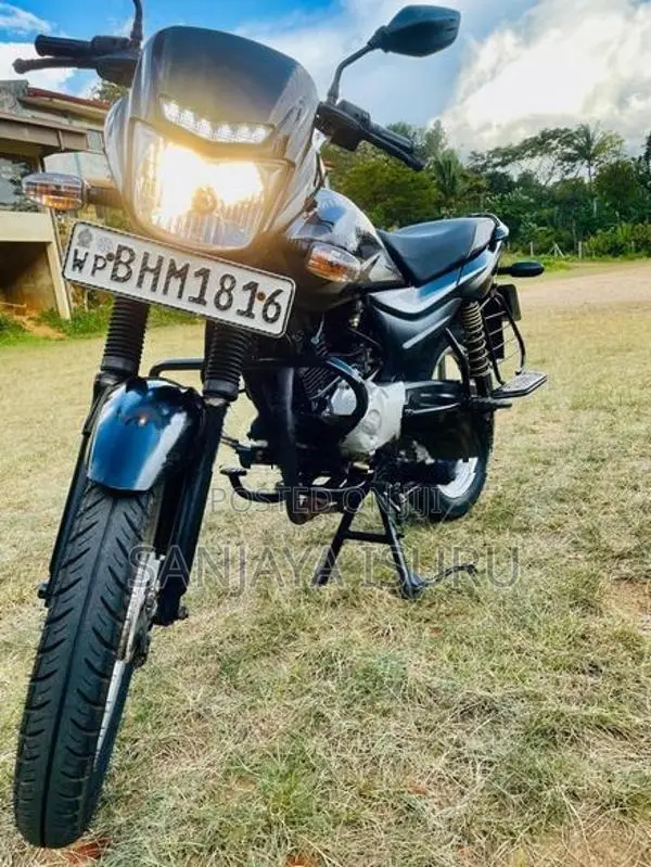 Bajaj Platina 100 2018