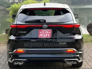 Toyota Harrier 2024