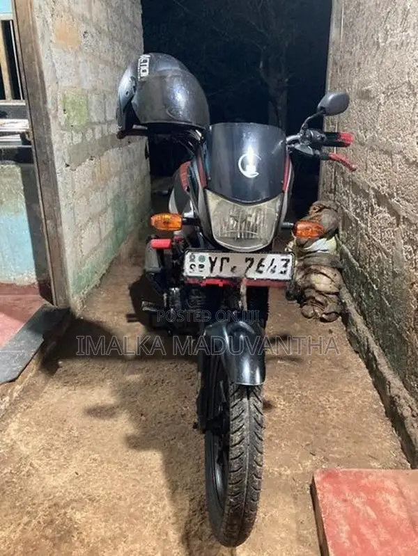 Bajaj Platina 125 2012
