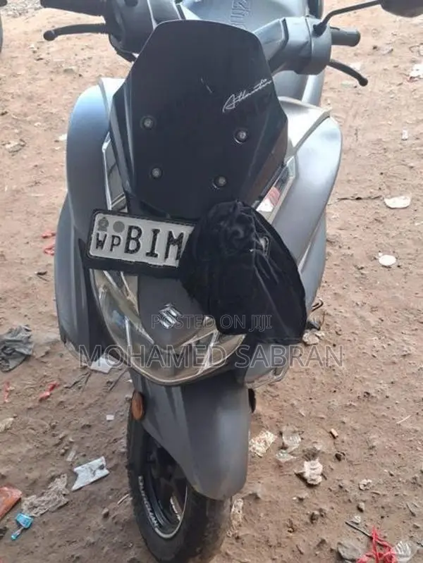 Suzuki Burgman 2019
