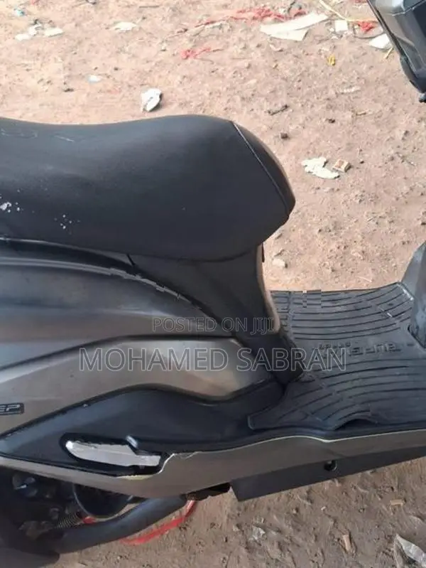 Suzuki Burgman 2019