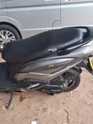 Suzuki Burgman 2019