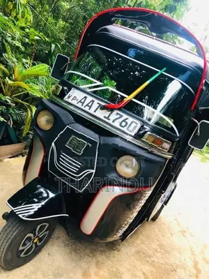 Bajaj RE 2014