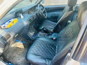 Mitsubishi Galant 1989