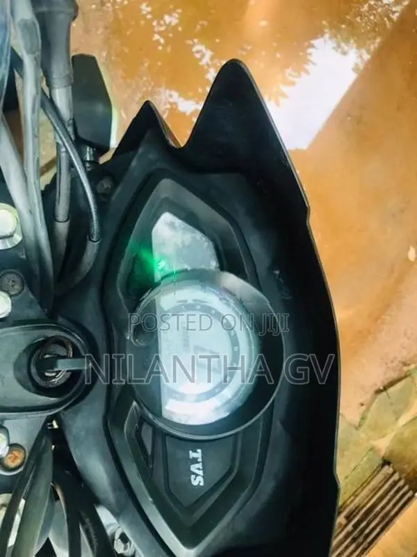 TVS Stryker 2018
