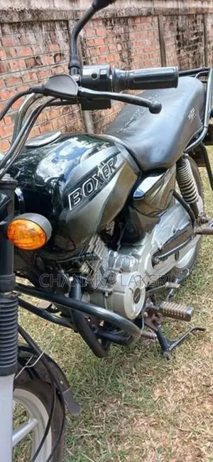 Bajaj CT100 2012