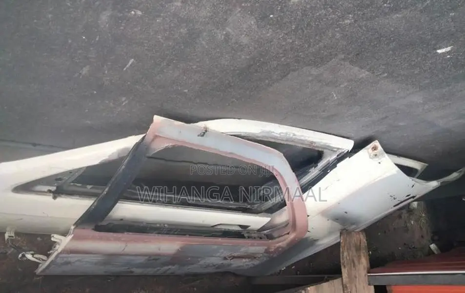 Nissan Bluebird Doors