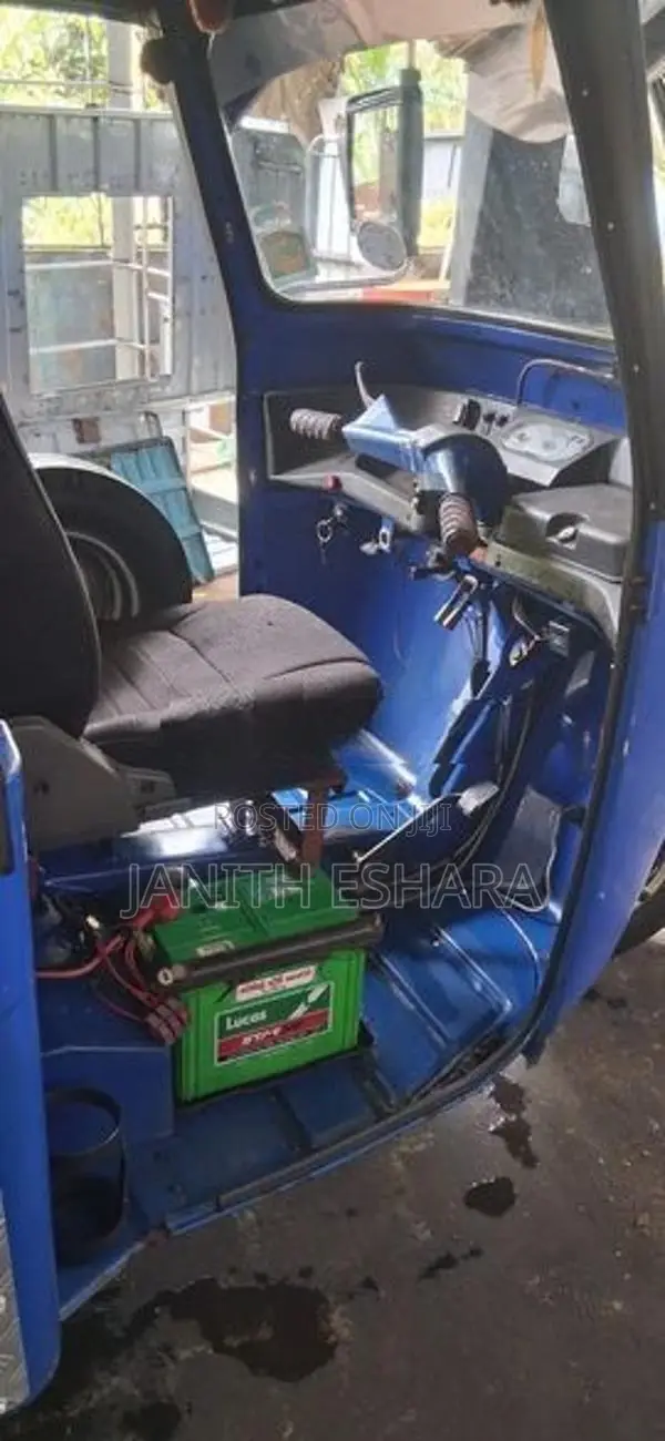Piaggio Ape Three Wheeler 2018