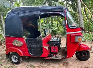 Bajaj RE 2012