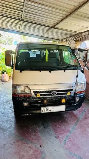 Toyota Dolphin 1997
