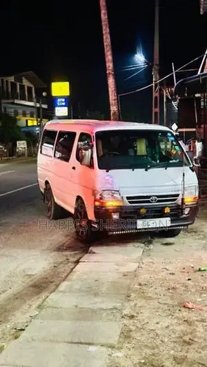 Toyota Dolphin 1997